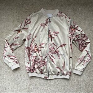A:Glow Silky Style Bird Maternity Jacket